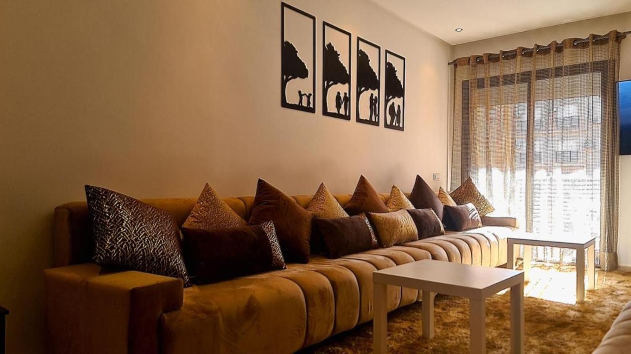 City Center Apartment *